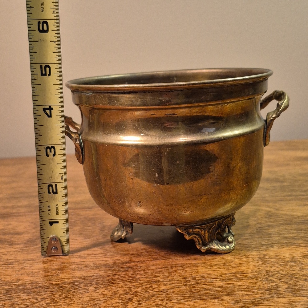 VINTAGE French Country Style Brass Footed Planter Pot with Handles - Picture 15 of 16